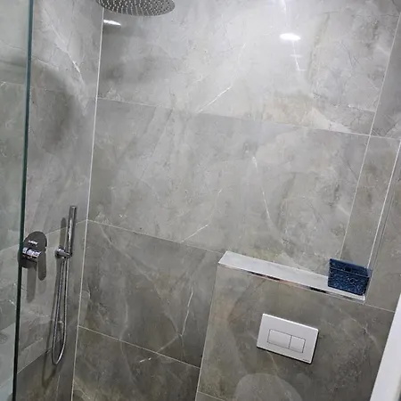 Apartament 31 Saranda